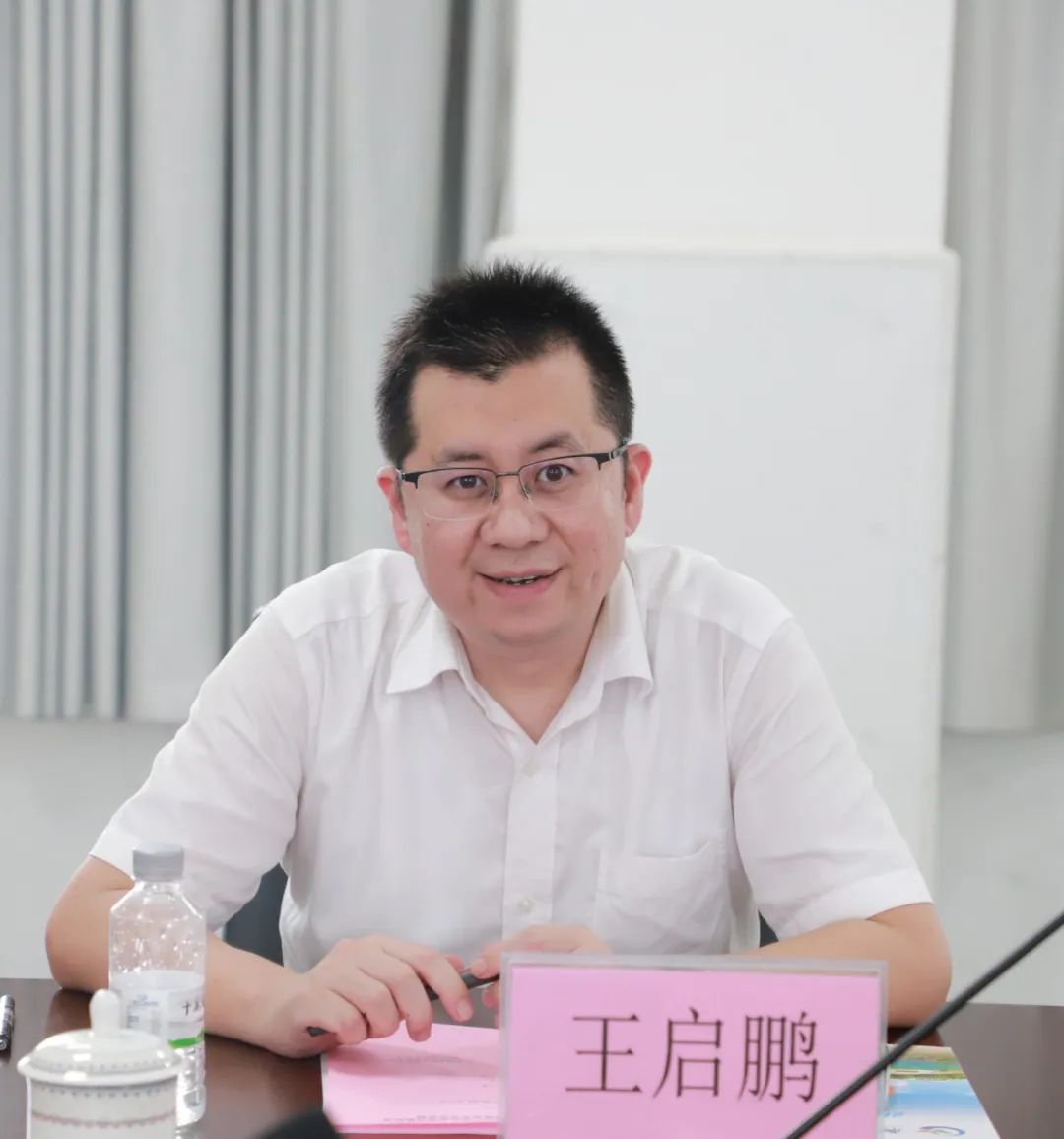 广西玉柴机器集团王启鹏一行赴beat365官网开展校企合作交流