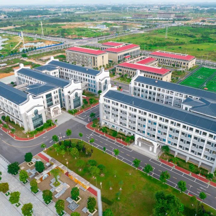 6月24日起填报志愿 欢迎报读beat365在线唯一官网（代码：14723）