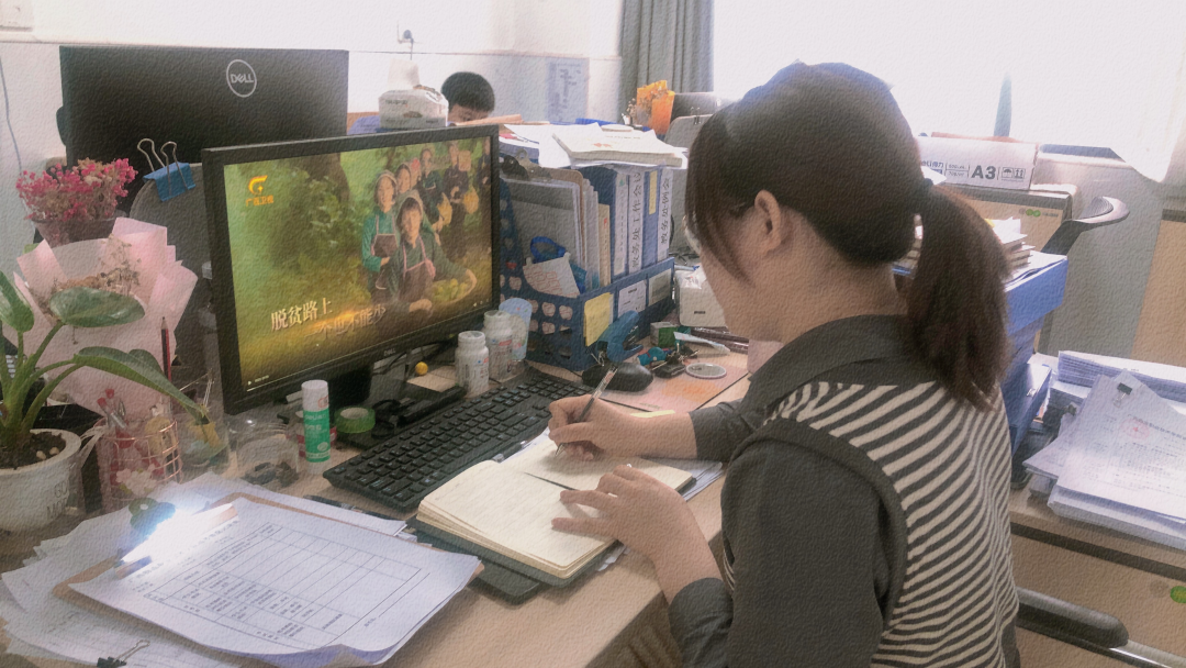 电视专题片《紧跟伟大复兴领航人踔厉笃行》在beat365官网引起热烈反响